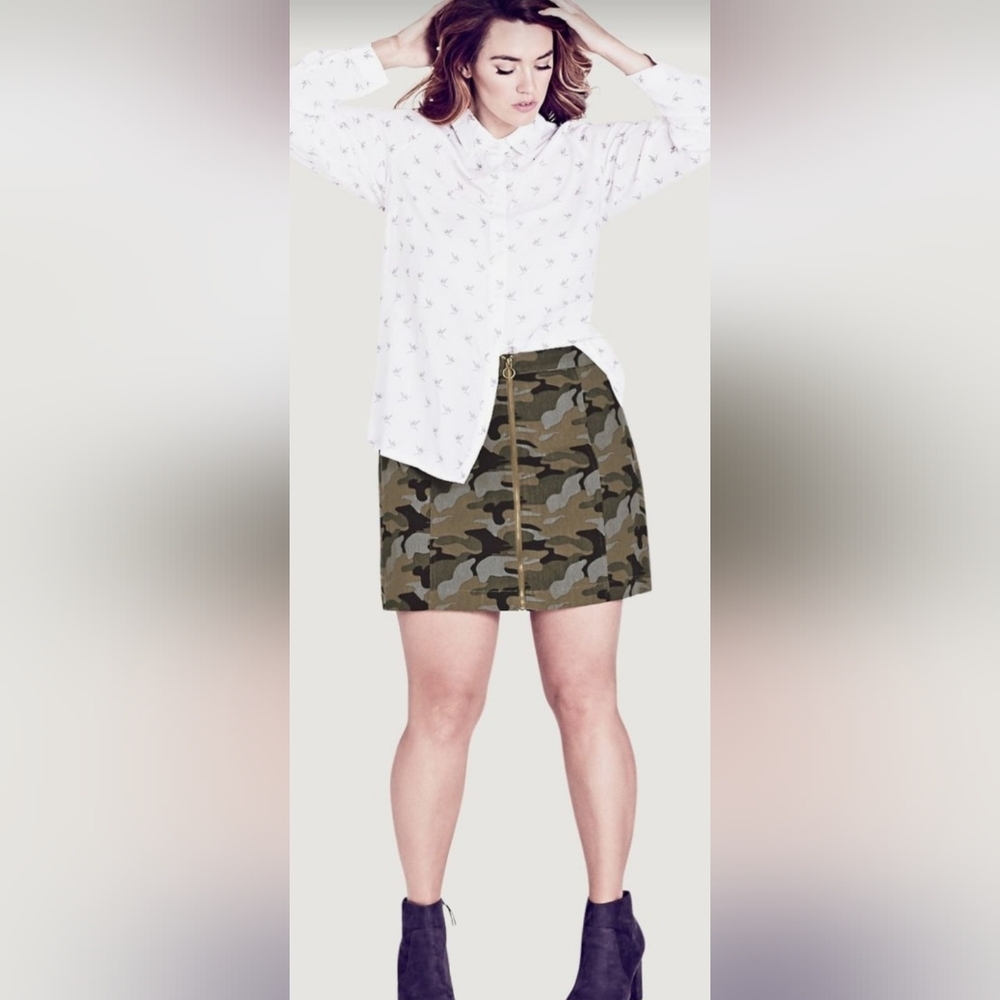 NWT City Chic Miss Military Skirt Sz S (16)